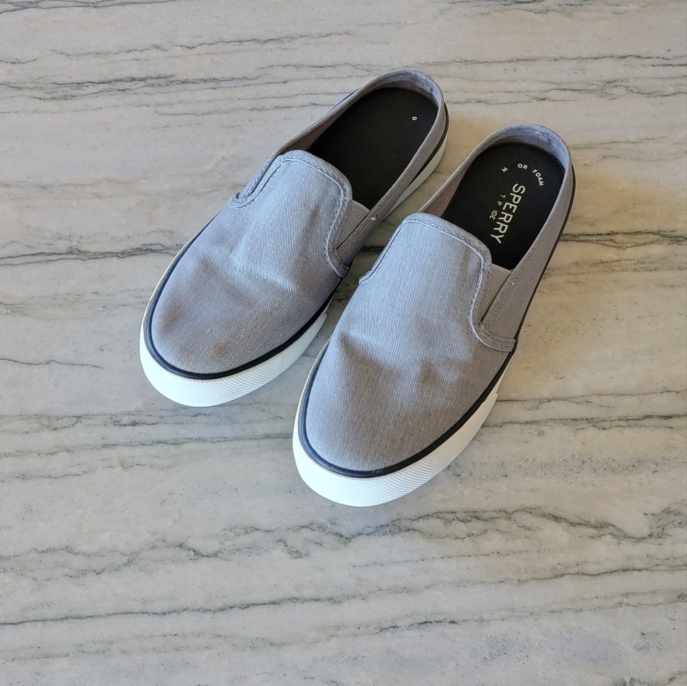 Sperry Slides - image 1